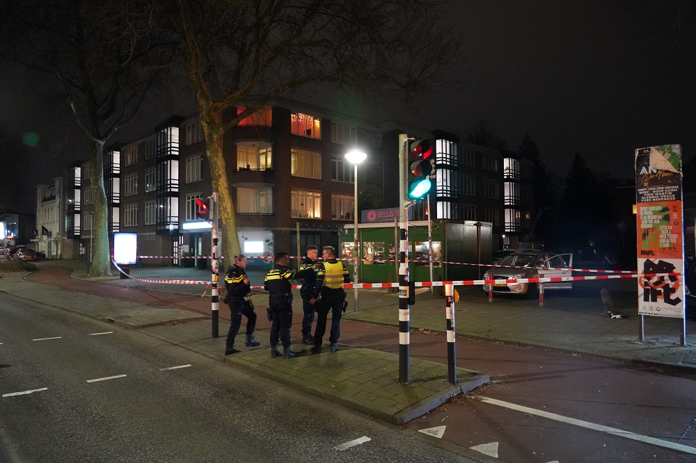 Gewonde na mogelijke steekpartij, politie doet onderzoek