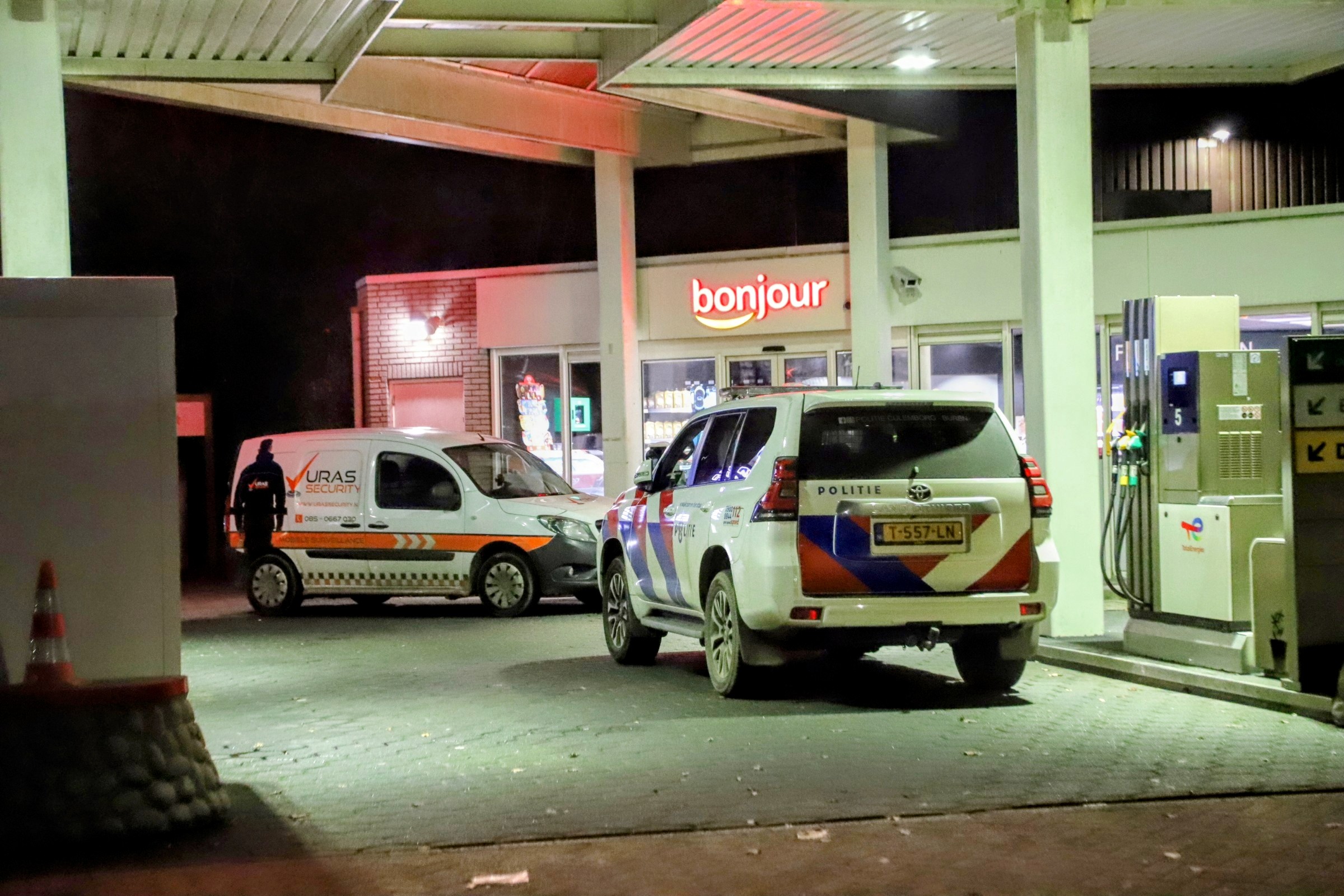 Politiehelikopter ingezet na overval op tankstation