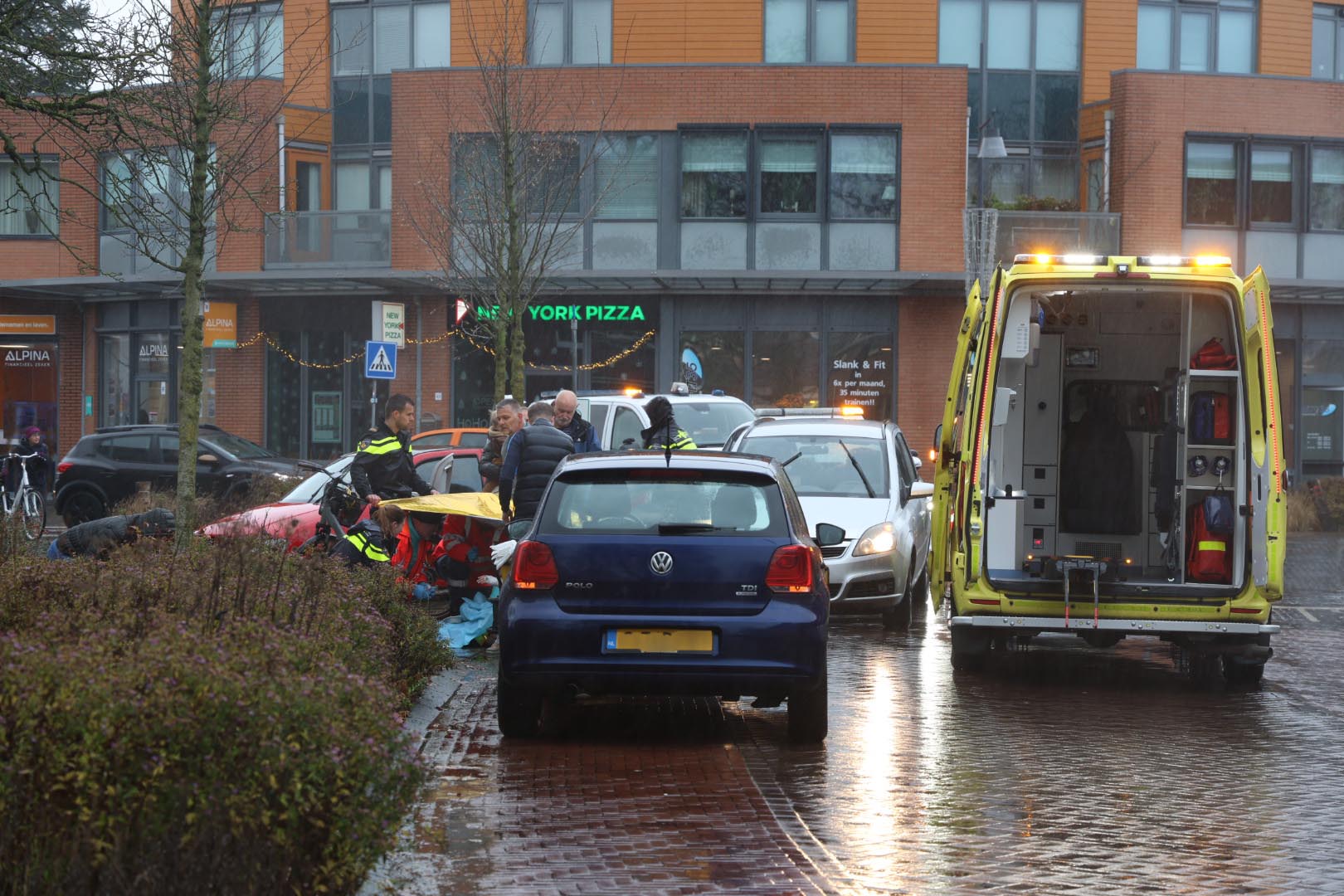 Persoon met rollator aangereden tijdens het oversteken