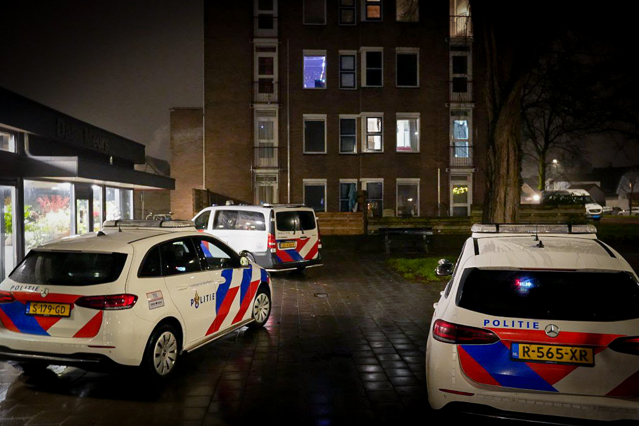 Gewonde aangetroffen na steekpartij in appartementencomplex