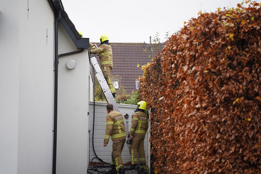 Dak in brand tijdens werkzaamheden