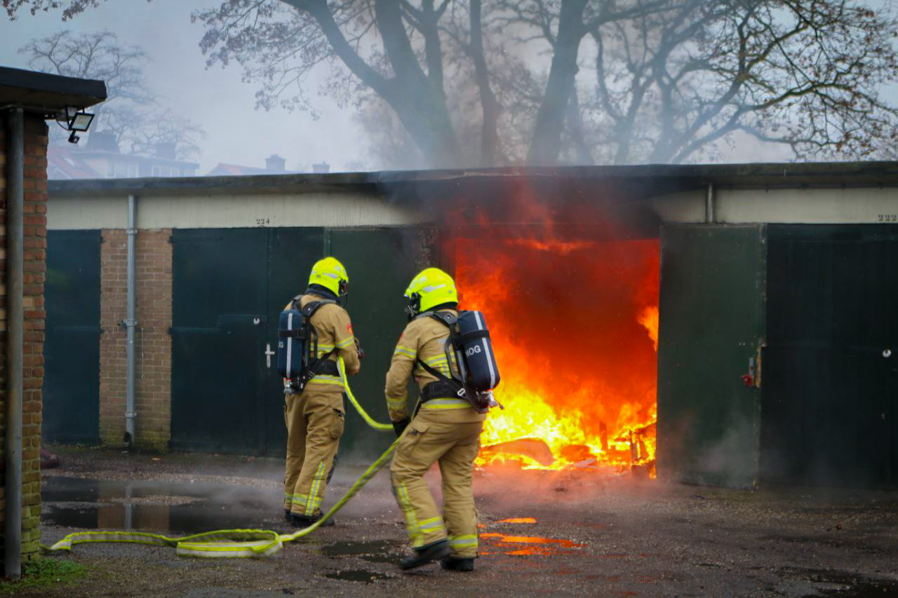 Schuur verwoest door brand