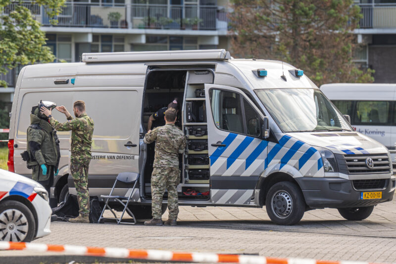 Tientallen huizen ontruimd na vondst zwaar vuurwerk