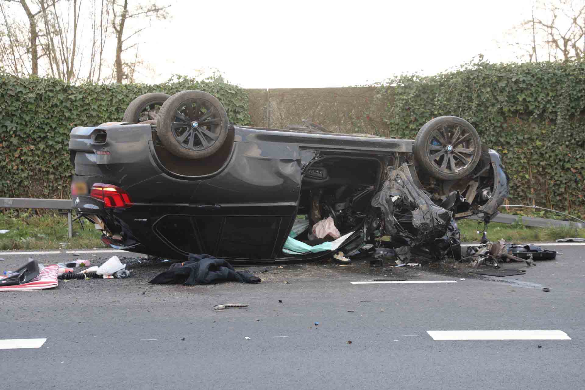 Ernstig ongeval op afrit A12, slachtoffer met spoed afgevoerd