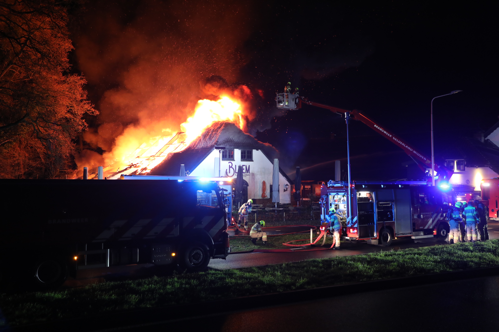 Grote brand verwoest restaurant op de heide