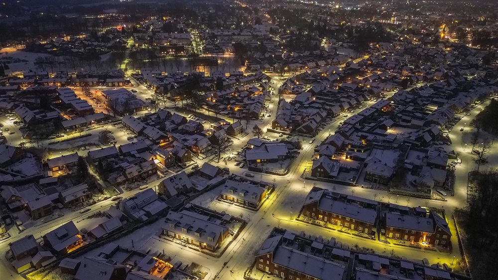 Nederland wordt wakker in witte wereld