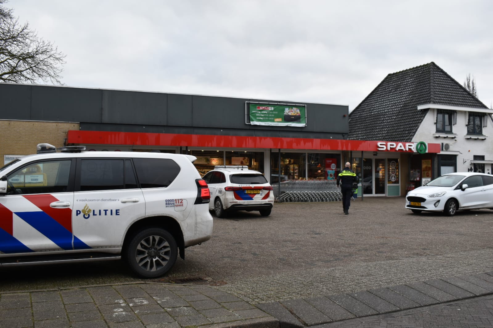 Supermarkt overvallen tijdens opening